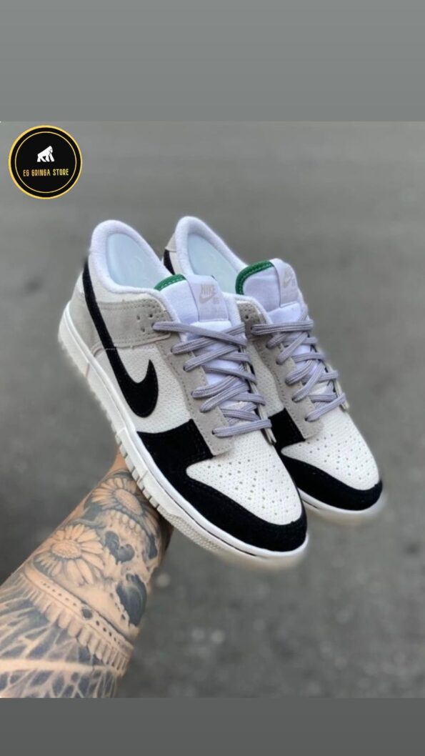 SB Dunk Low - Image 3