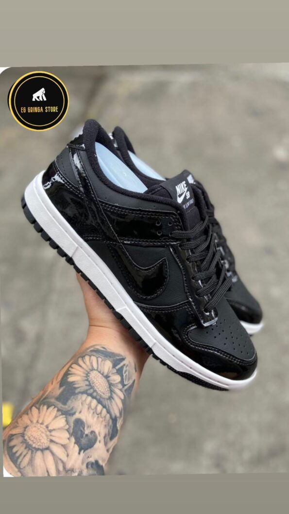 SB Dunk Low - Image 3