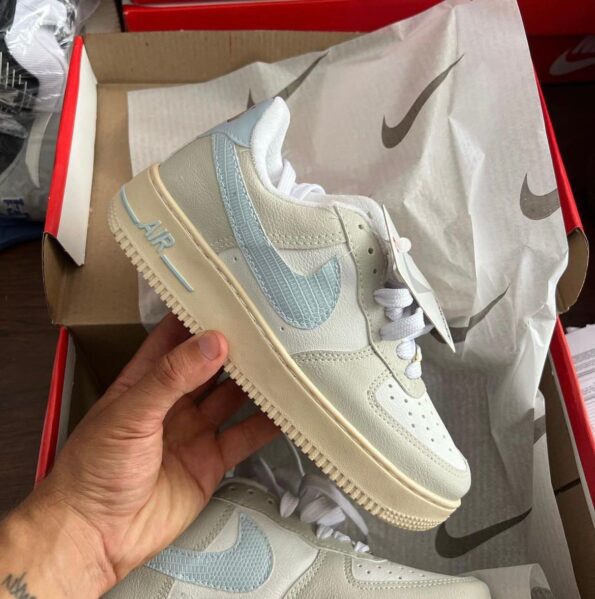 Nike - Air - Image 3