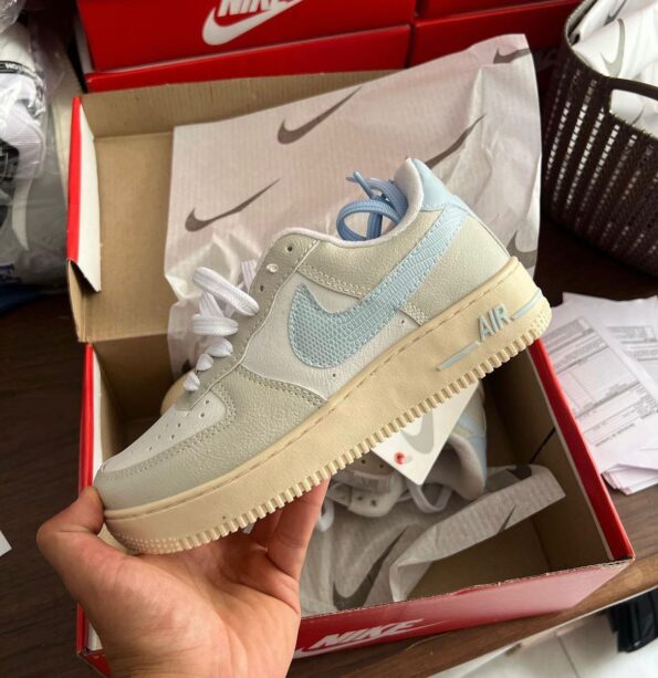 Nike - Air - Image 4