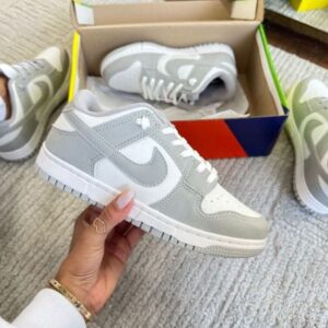 NIke SB Dunk - Cinza
